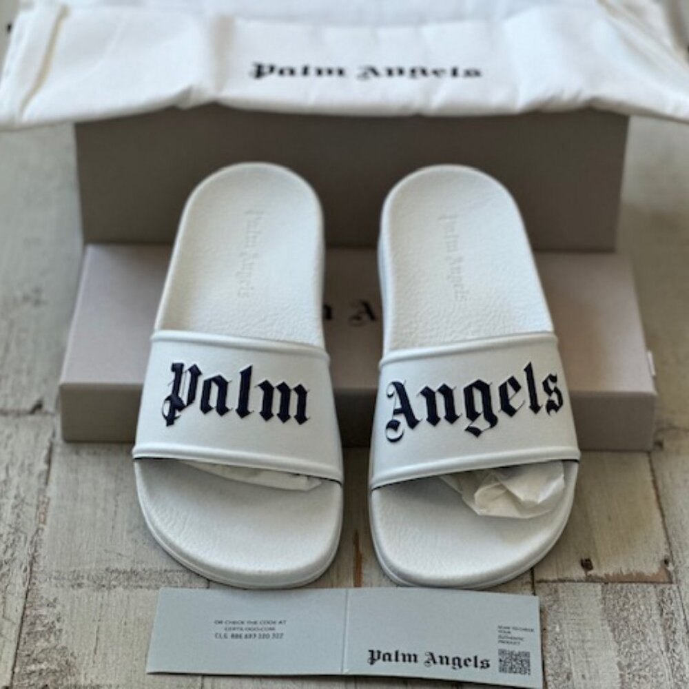 KIDS PALM ANGELS SLIDES NEW WITH BOX BAG AND UPC SCAN TAG